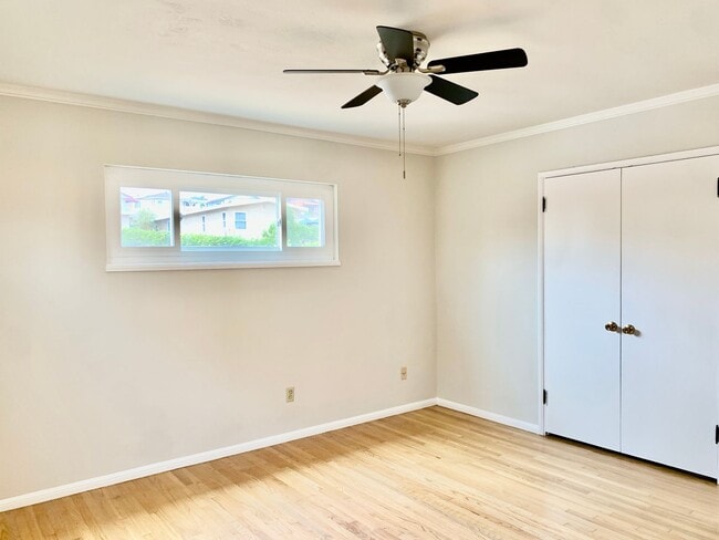 Building Photo - COMING SOON! La Mesa - 3 Bedroom/2 bath House PLUS Detached Bonus Room, Garage and W/D