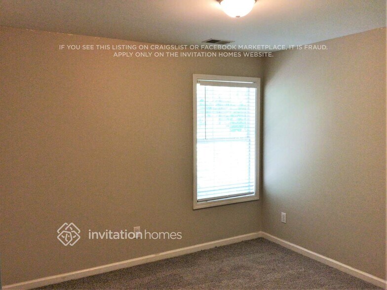 Building Photo - 4029 Saddlebrook Creek Dr