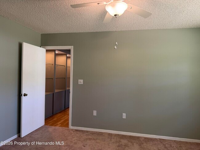 Building Photo - 3660 N Laurelwood Loop