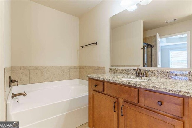 Building Photo - 1299 Hopkins Dr