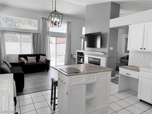 Building Photo - 4216 Totano Dr