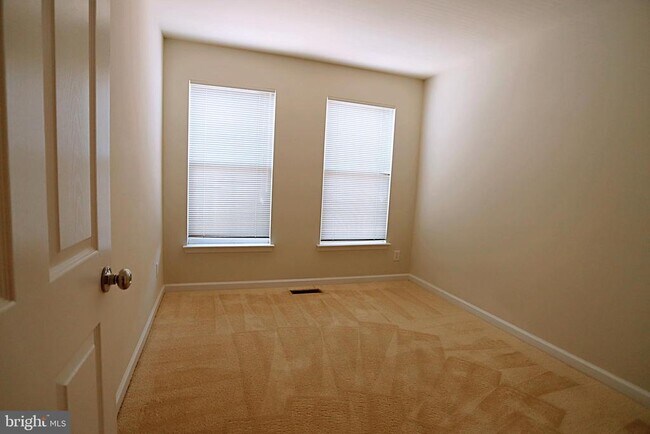 Building Photo - 9612 Stockwell Ln