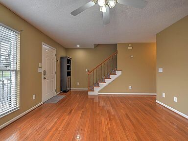 Building Photo - 3115 W Walnut St