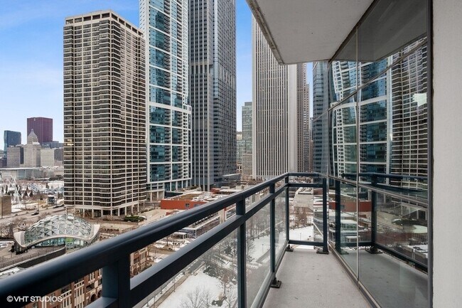 Building Photo - 201 N Westshore Dr