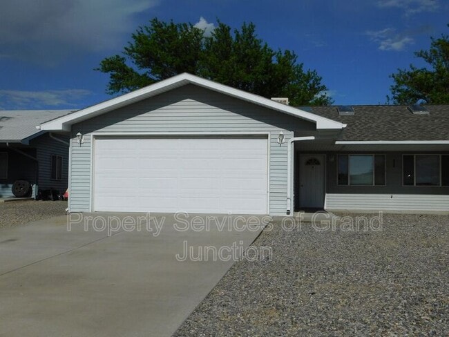 Building Photo - 456 Stepping Stone Ct