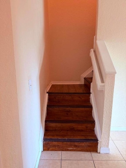 Building Photo - 779 Pipers Cay Dr