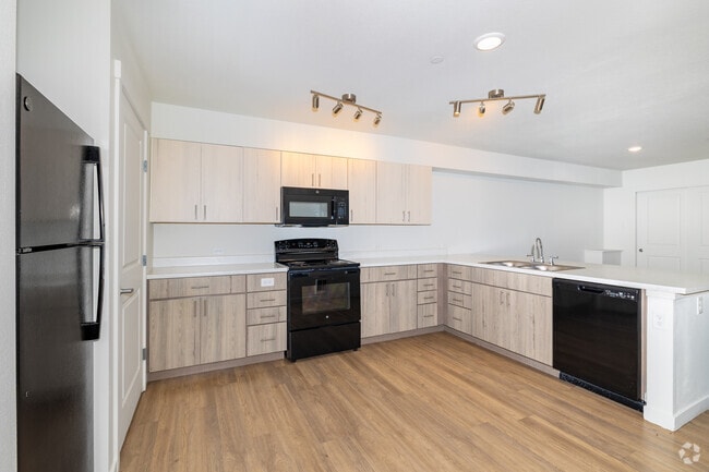 Interior Photo - Copper Platte