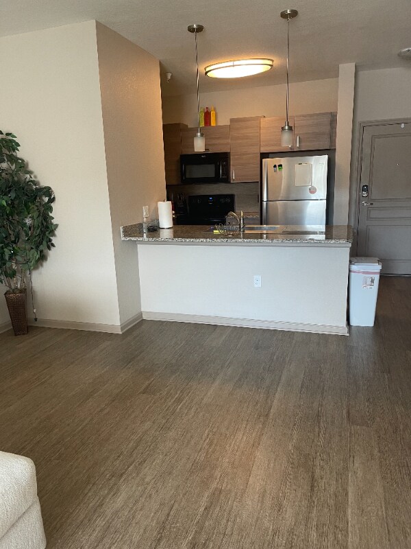 Building Photo - 150 Bear Springs Dr