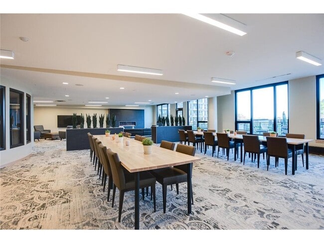 Building Photo - 1240 S 2nd St