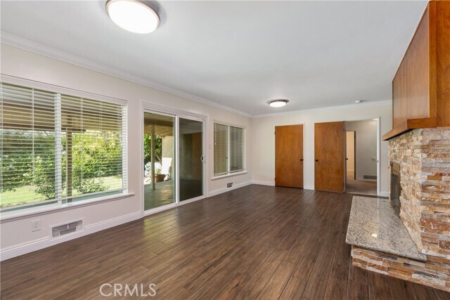 Building Photo - 388 Harford Pl