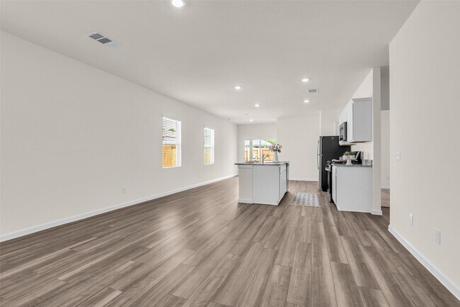 Building Photo - 18669 Shauna Danielle Dr