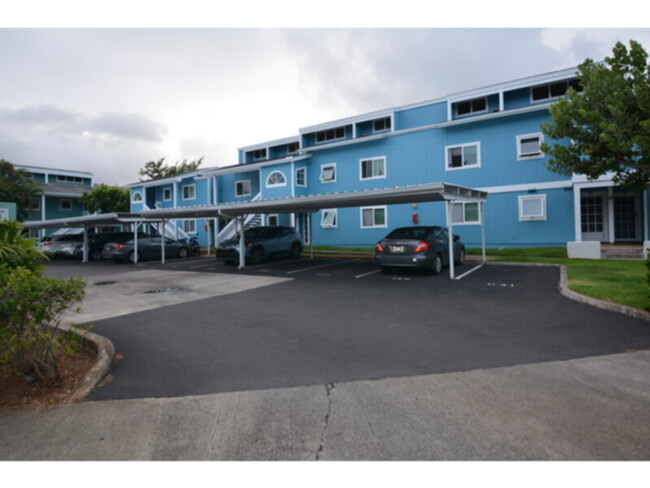 Primary Photo - Renovated 2/2/1 Apartment near Kailua Town...