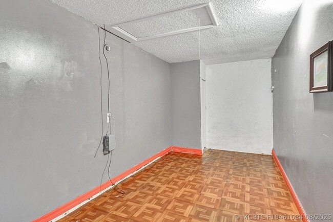 Building Photo - 5105 Arbor Glen Cir