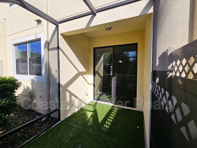 Building Photo - 30219 Southwell Ln