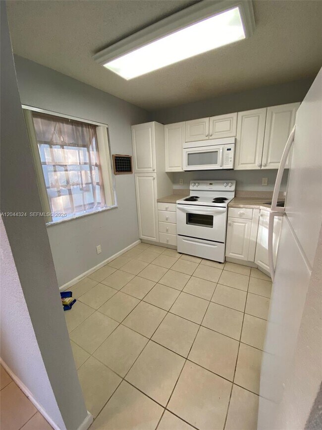 Building Photo - 2442 NW 49th Terrace