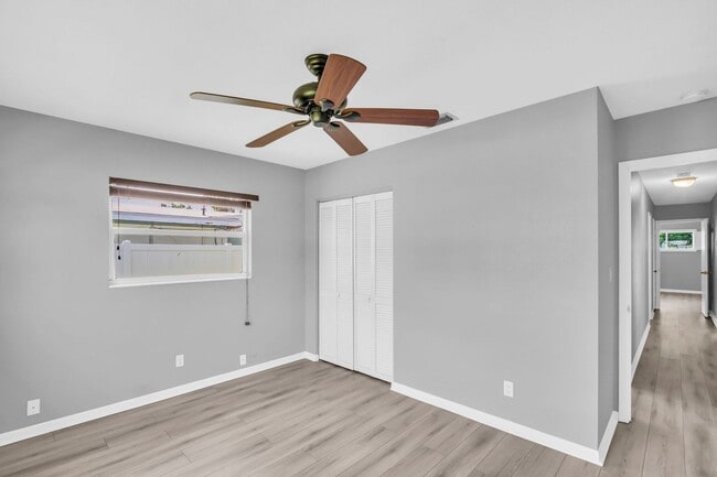 Building Photo - MAXIMO MOORINGS 3/2/2 HOME NEAR ST. PETE B...