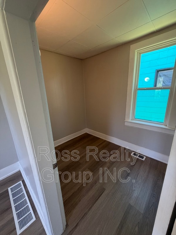 Building Photo - 1418 Colburn St
