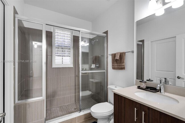Building Photo - 5113 NW 52nd St