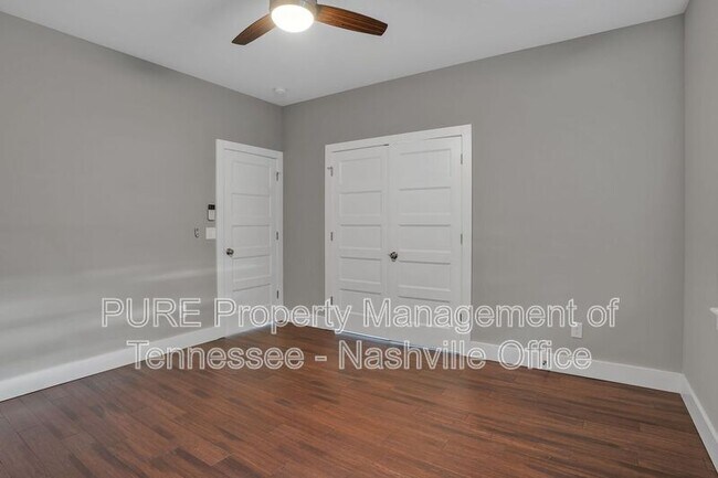 Building Photo - 3212A Lincoln Ave