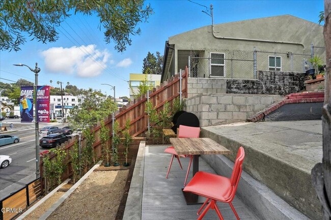 Building Photo - 1488 W Sunset Blvd