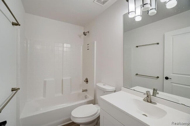 Building Photo - 3426 Primary St