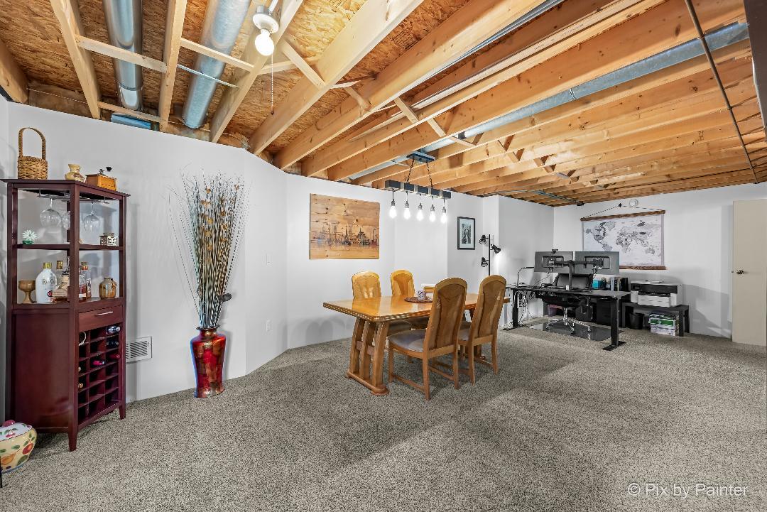 Building Photo - 1330 Braewood Dr