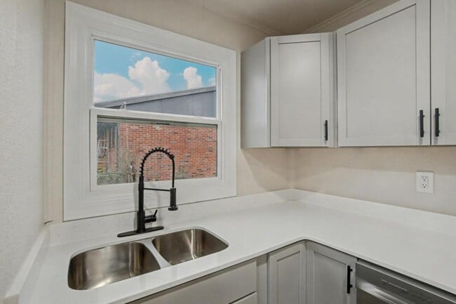 Building Photo - 4201 Lobata Pl