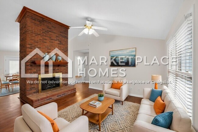 Building Photo - 1119 Roper Mountain Rd