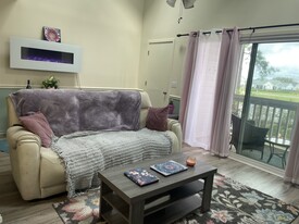 Building Photo - 4482 Little River Inn Ln