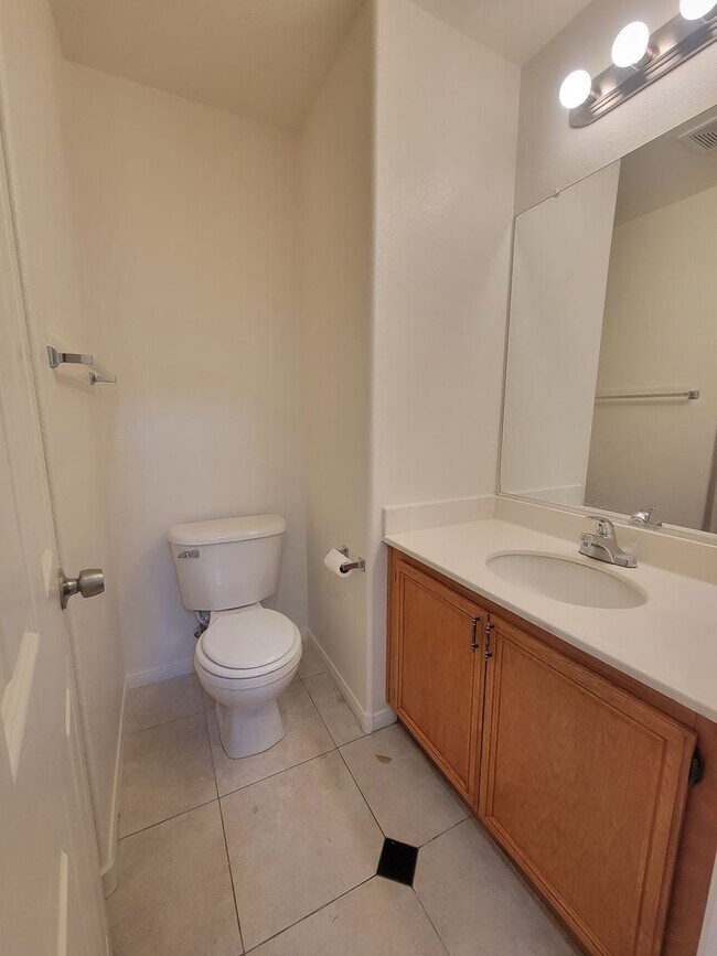 Building Photo - 7614 Hope Valley St