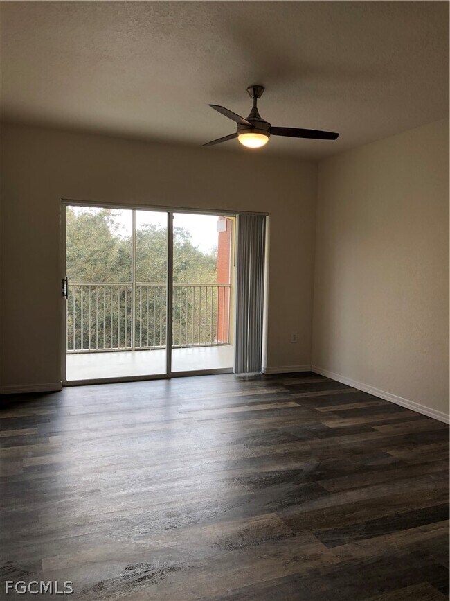 Building Photo - 6341 Aragon Way