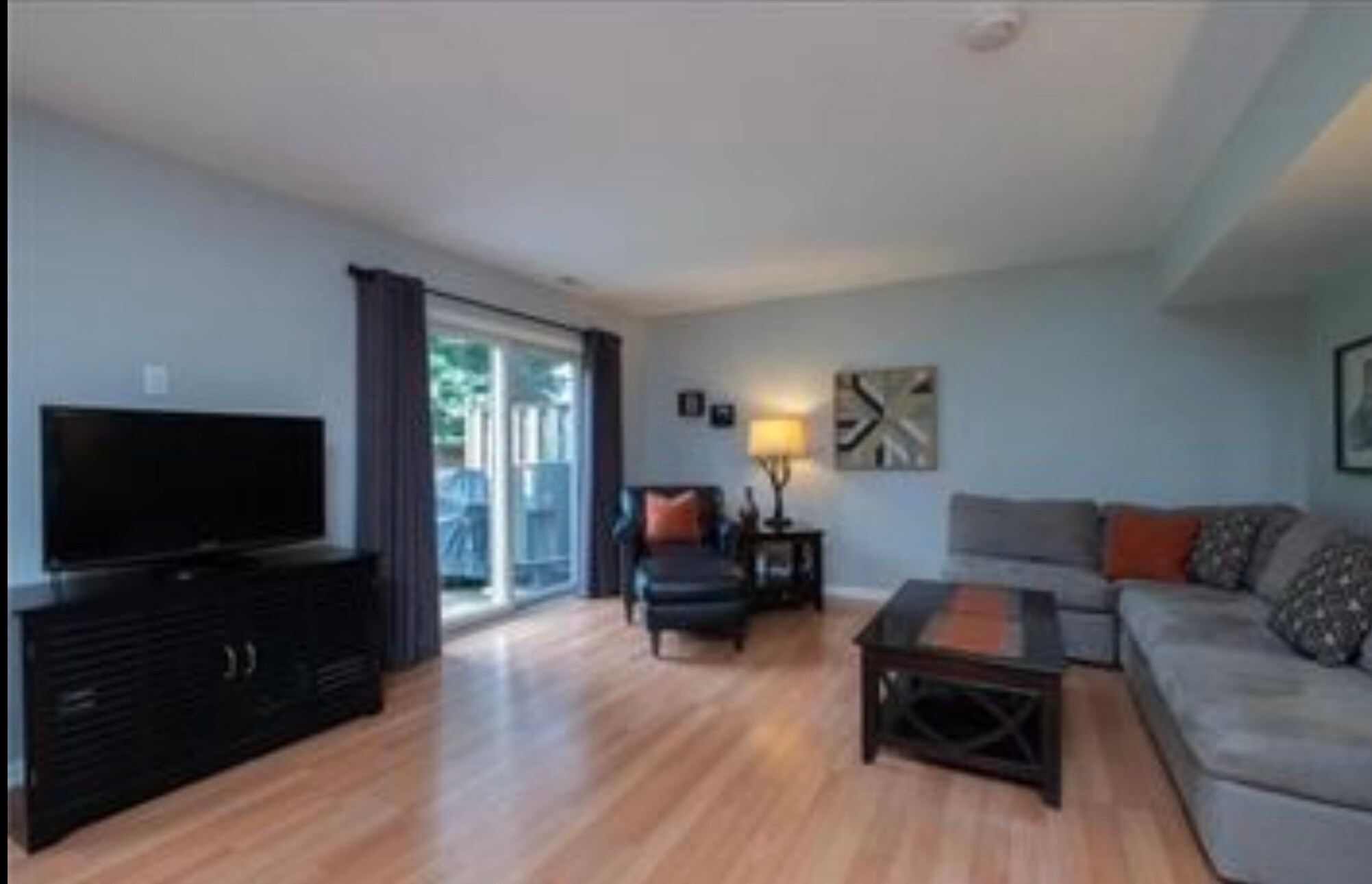 Building Photo - 705 Lake Ave