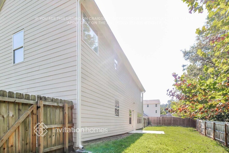 Building Photo - 1442 Ewing Farm Dr