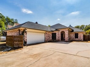 Building Photo - 7933 Wheel Rim Cir