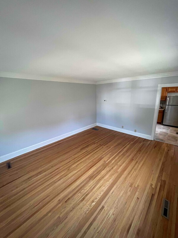 Building Photo - 2082 Randolph Ave