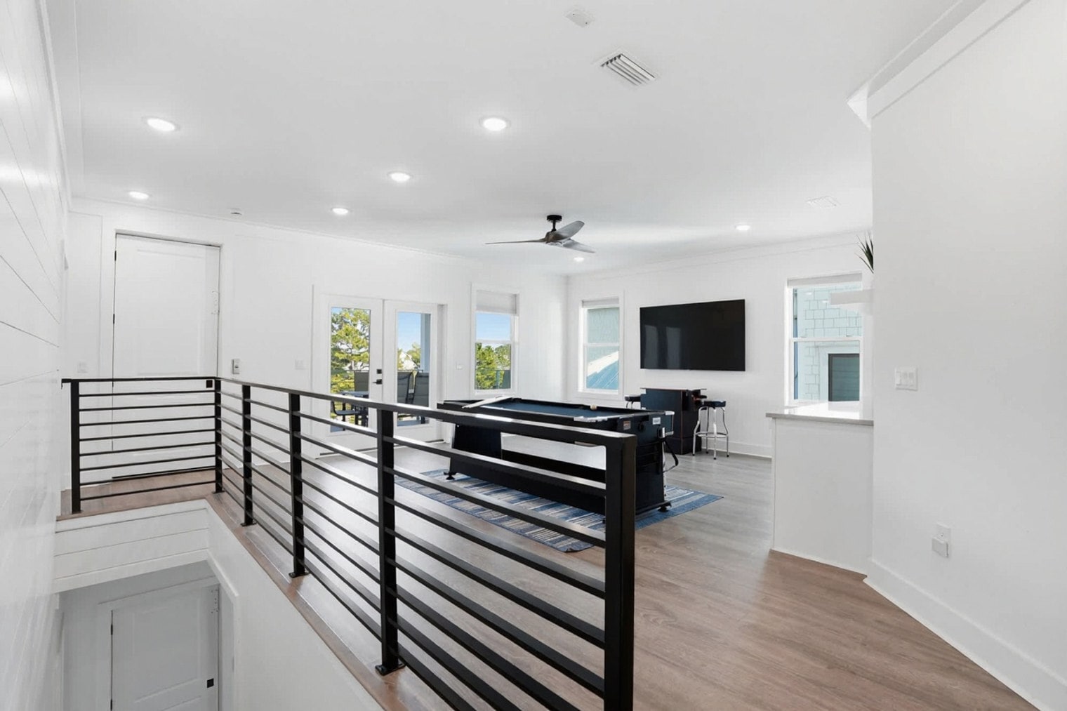 Building Photo - 120 Dune Dr