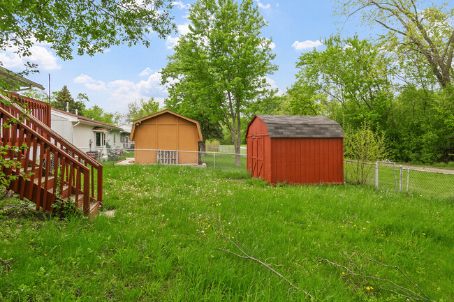 Building Photo - 22015 E Churchill Dr