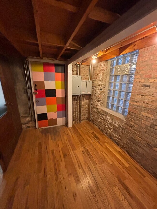 Building Photo - 3147 S Morgan St