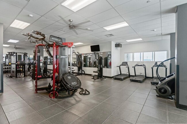 Building Photo - 2501 S Ocean Dr