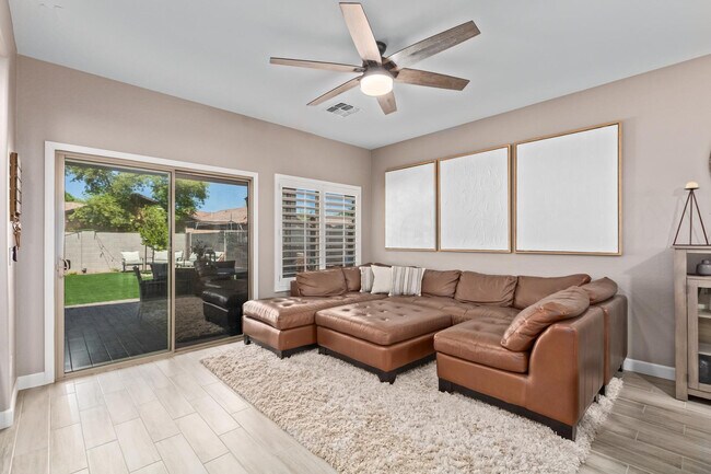 Building Photo - 11810 W Villa Chula Ln