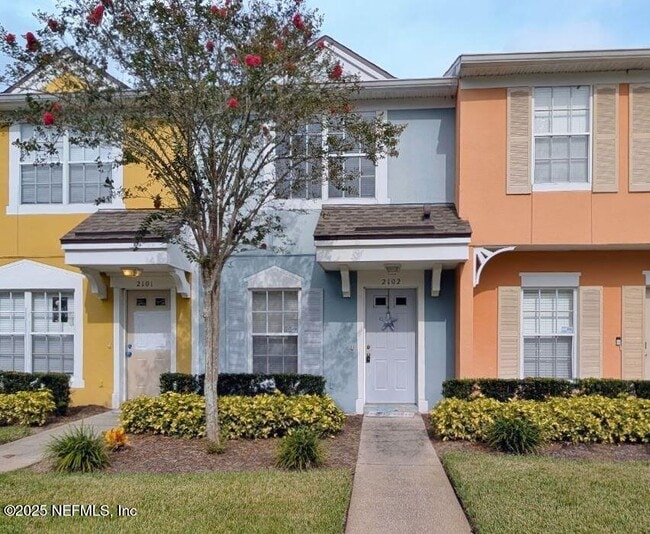 Primary Photo - 12311 Kensington Lakes Dr