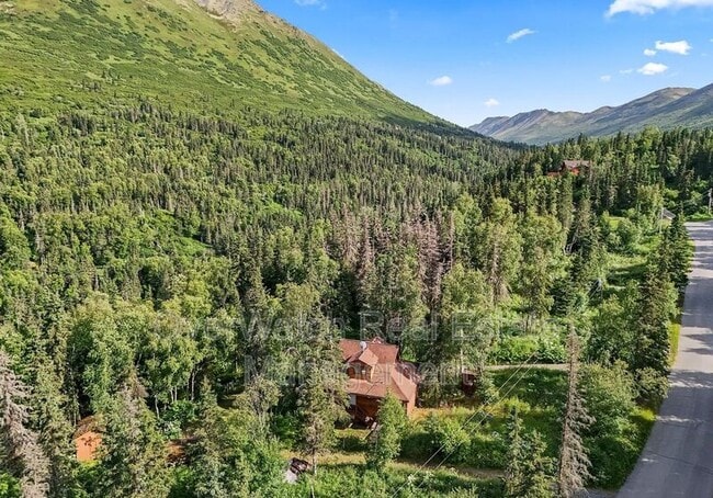 Building Photo - 5427 Wild Mountain Dr