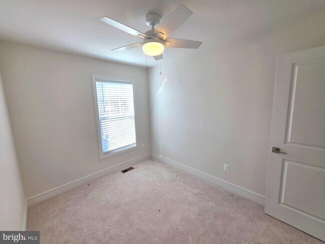 Building Photo - 4254 Frost St