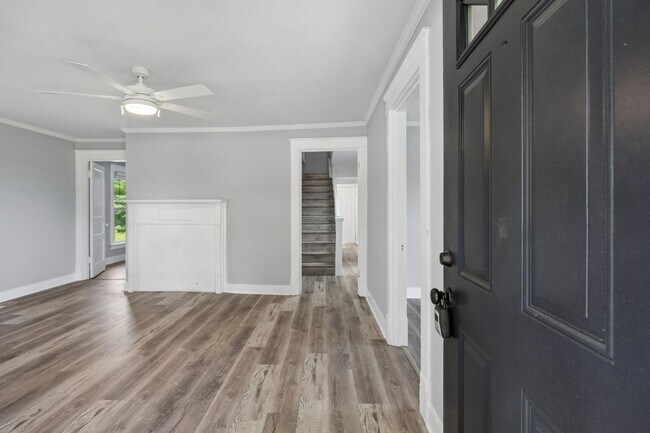 Building Photo - 2547 Bearwallow Rd