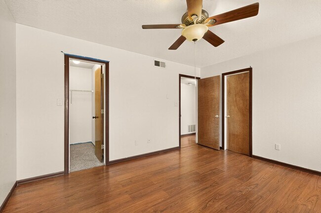 Building Photo - 7817 Sunrose Dr NW