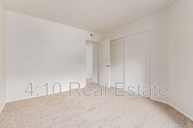 Building Photo - 11640 N 51st Ave