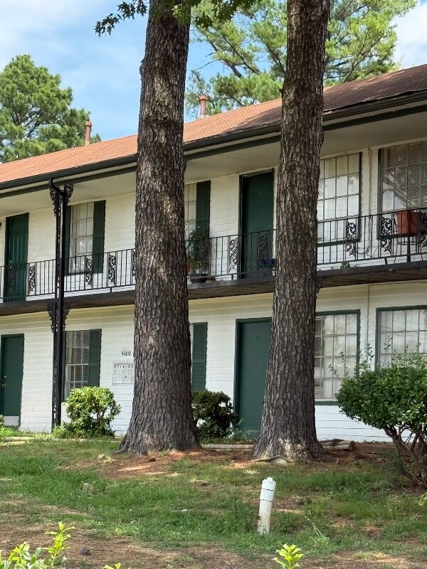 Building Photo - 3720 Outland Rd