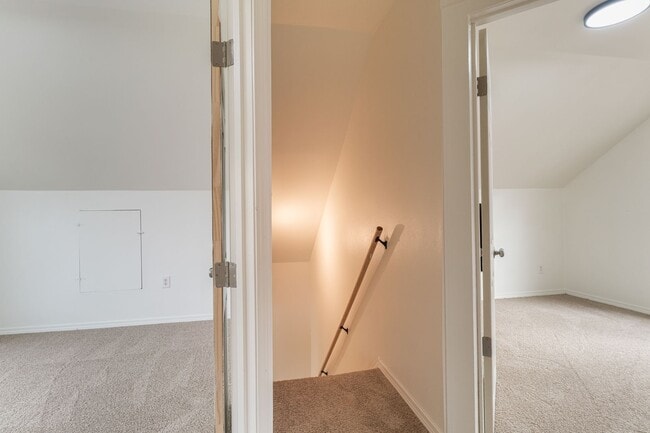 Building Photo - Charming 3-Bedroom, 1-Bathroom Home with Upstairs Bonus Area