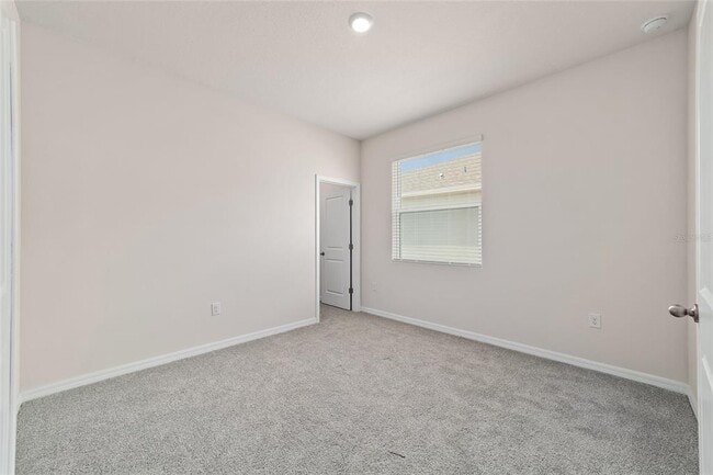 Building Photo - 5313 NW 48th Pl