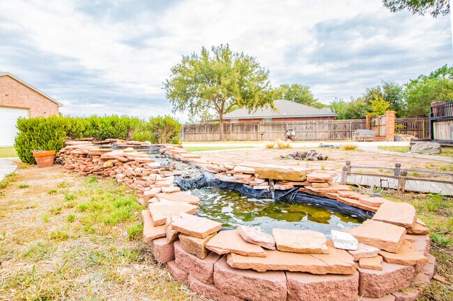 Building Photo - 5402 158th St